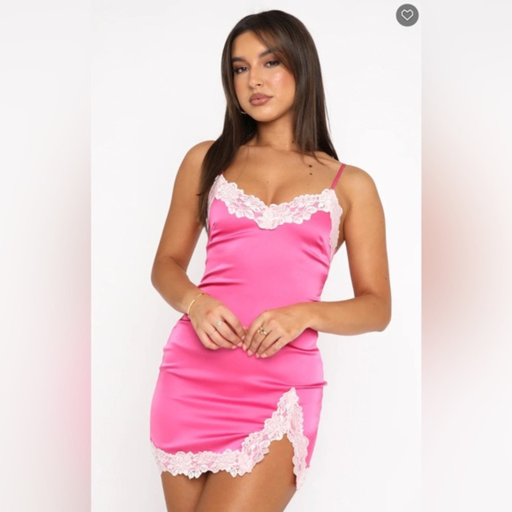 One Step Further Mini Dress White Fox Hot Pink Large